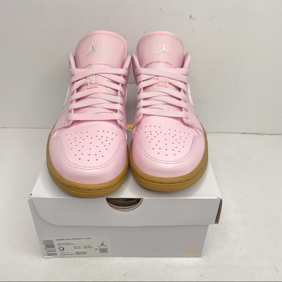 Nike Air Jordan 1 Retro Low WMNS “Artic Pink Gum” - Picture 2 of 7
